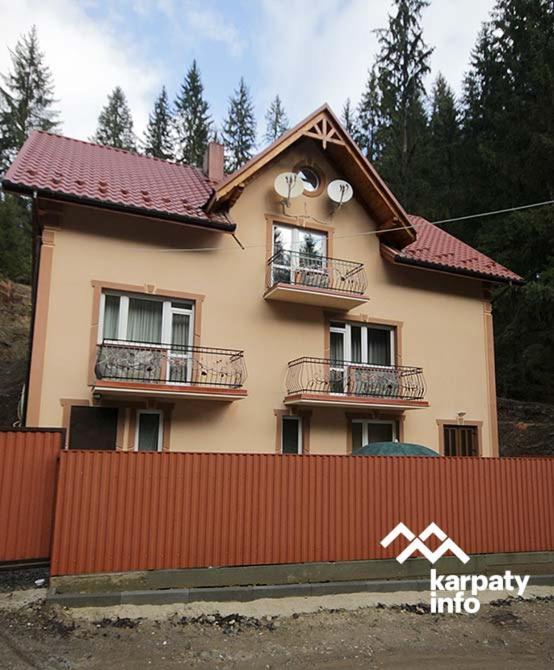Садиба Срібні Карпати Yablunytsya Exterior photo